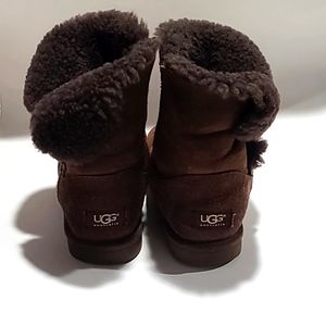Ugg boots brown